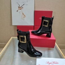 Roger Vivier Boots